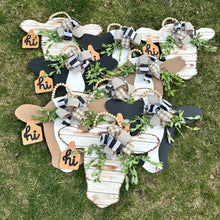 Load image into Gallery viewer, Cow Door Hanger with 3D Ear Tag