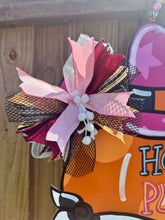 Load image into Gallery viewer, Howdy Pumpkin Door Hanger