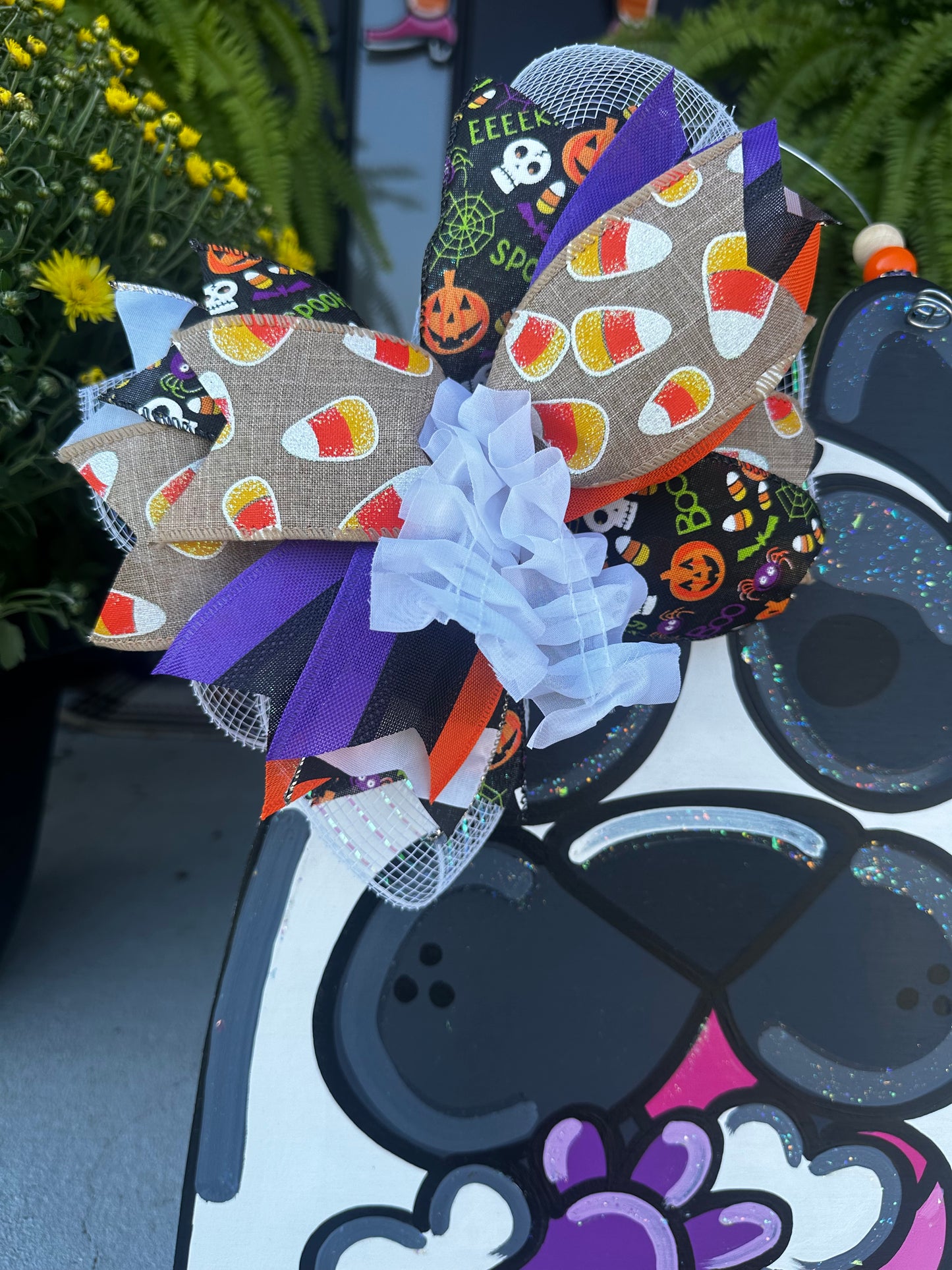 Interchangeable Ghost Puppy Door Hanger