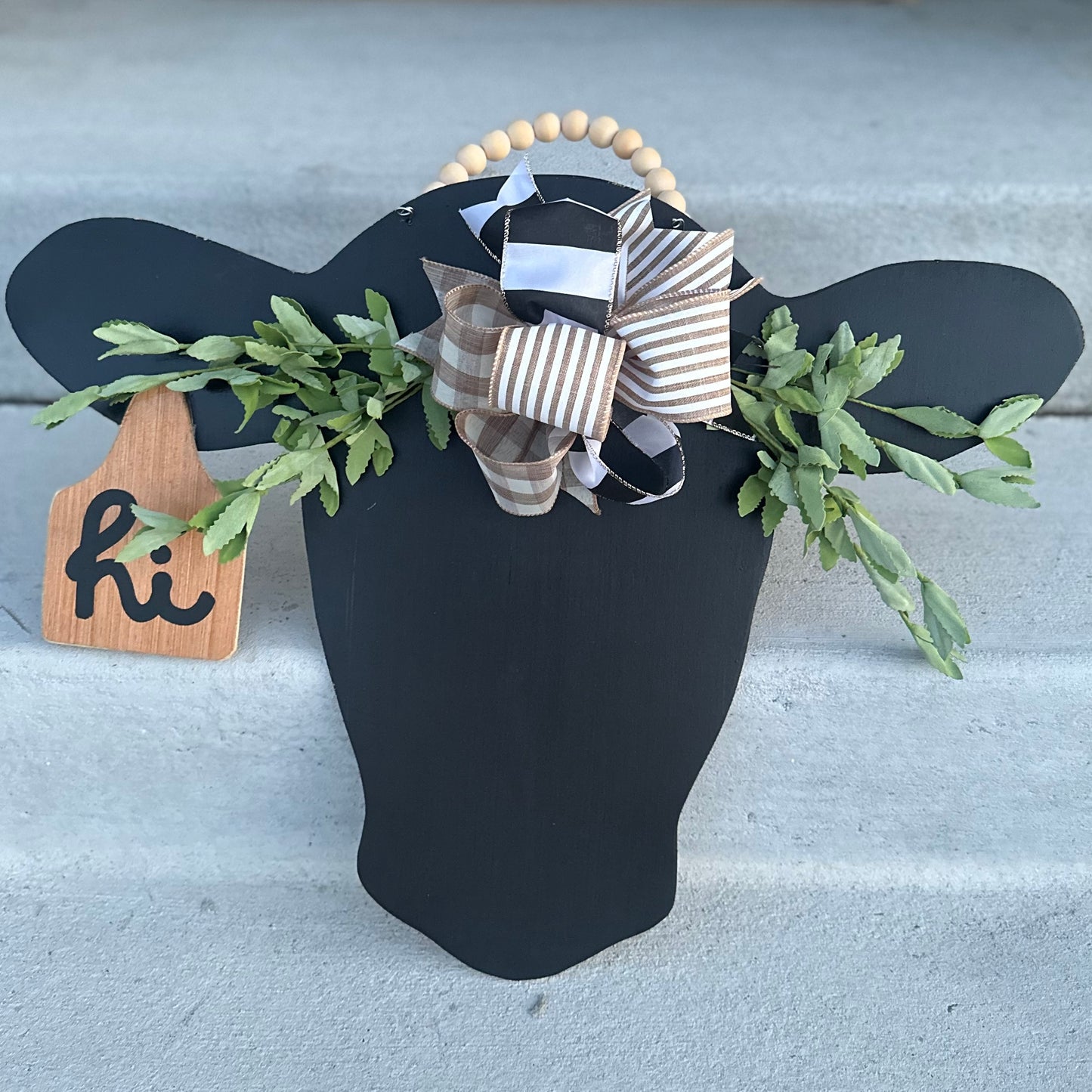 Cow Door Hanger with 3D Ear Tag