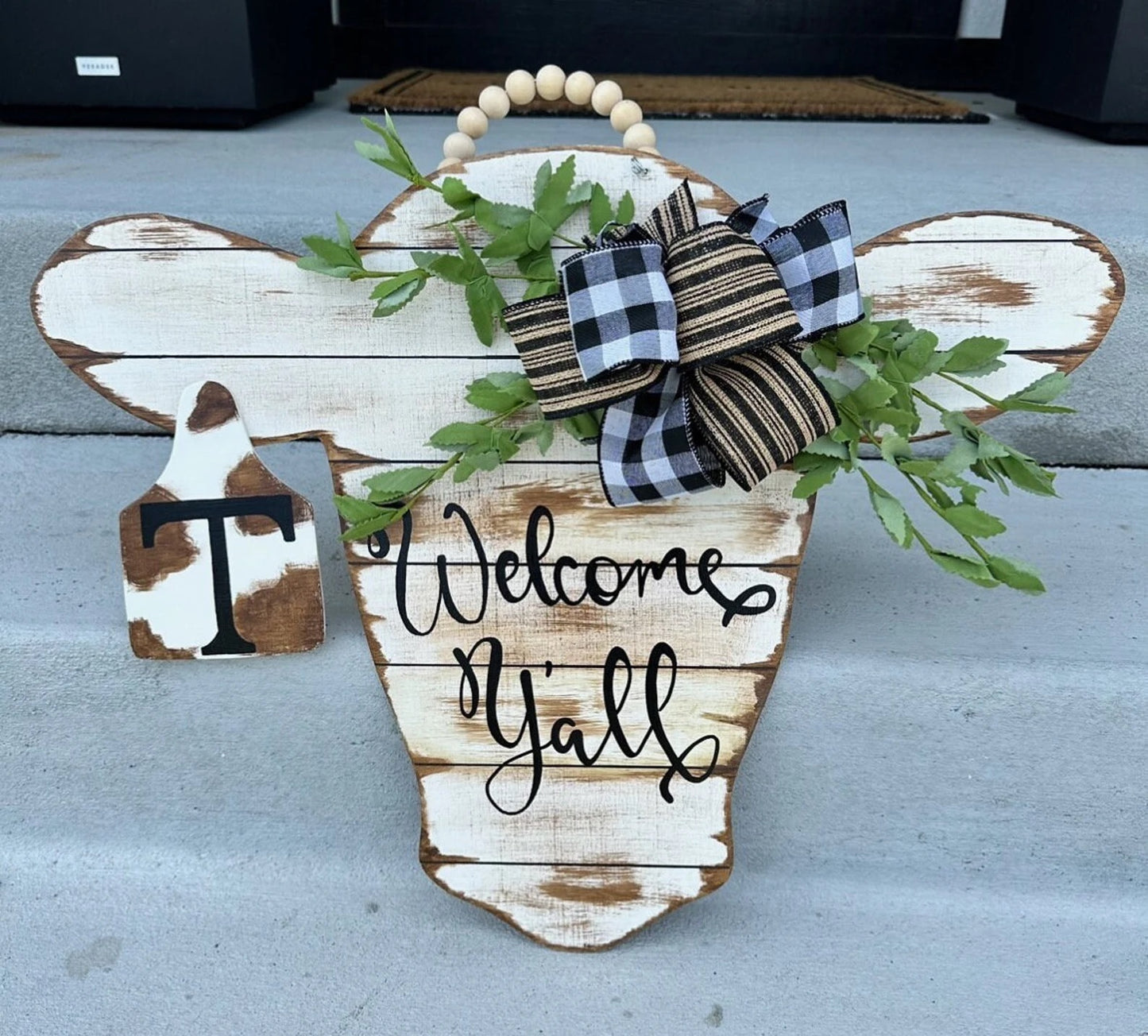 Farmhouse Cow Door Hanger